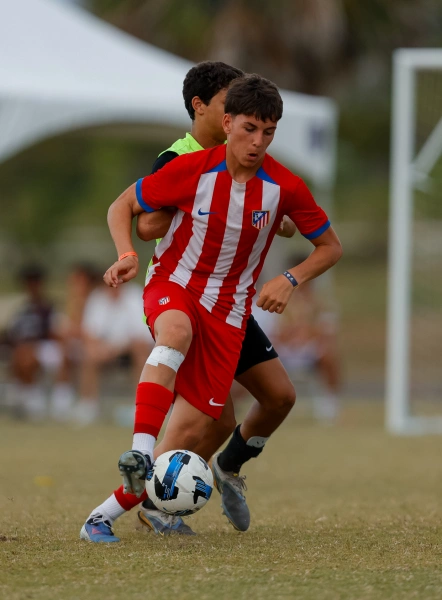 U16